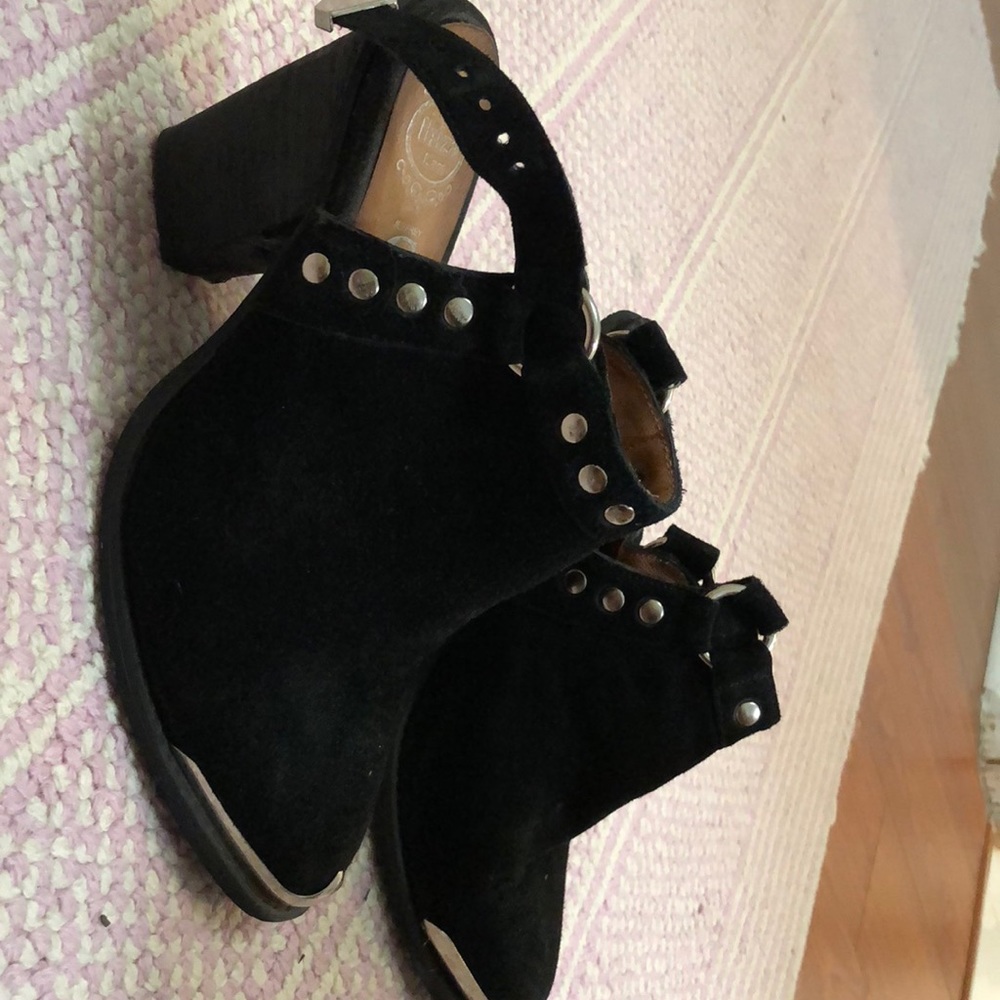 Booties! - Picture 2 of 4